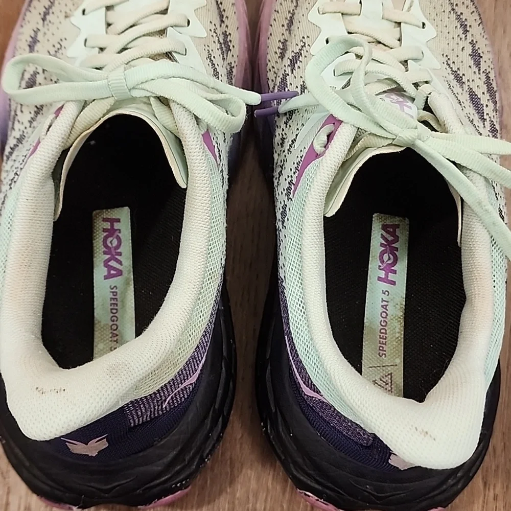 HOKA Scapegoat 5 Wide Trails Sneaker Shoe Vibram Sole Casual Women's size 8.5D